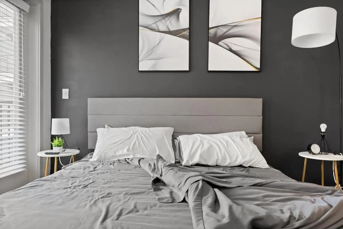 Luxurious 1 King Bed Suite In Uptown تشارلوت شقة